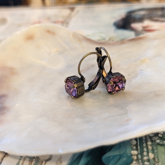 Purple Iris and Burgundy Austrian Crystals Necklace & Earrings in Brass - Picture 7 of 7